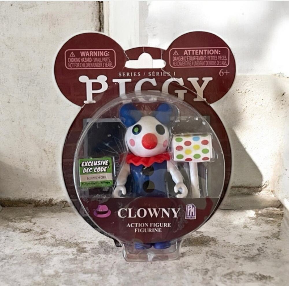 Piggy Clowny Action Figure